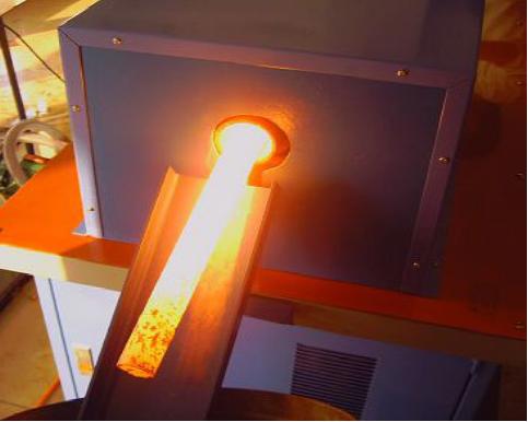 中頻感應(yīng)加熱爐http://www.mulangu.com/